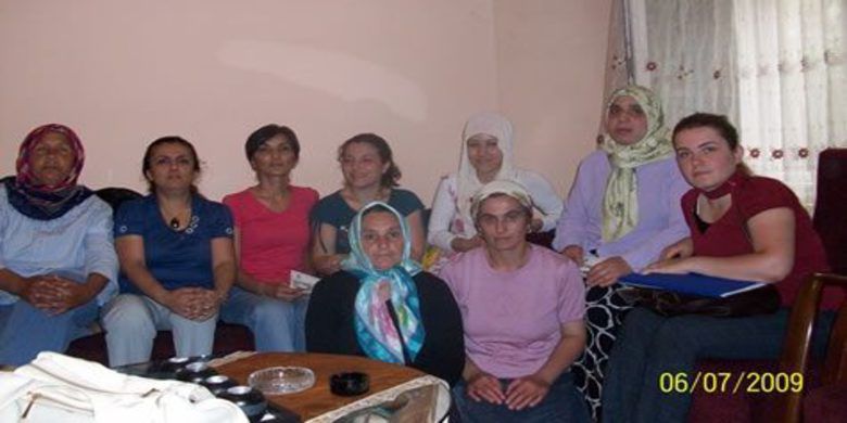 Ev Hanımlarına Müjde - Samsun Valiliği İl Özel İdaresi ve Türkiye İsrafı Önleme Vakfı İş birliğiyle gerçekleştirilen `Mikro Kredi Projesi` Bafra`da uygulanmaya başladı