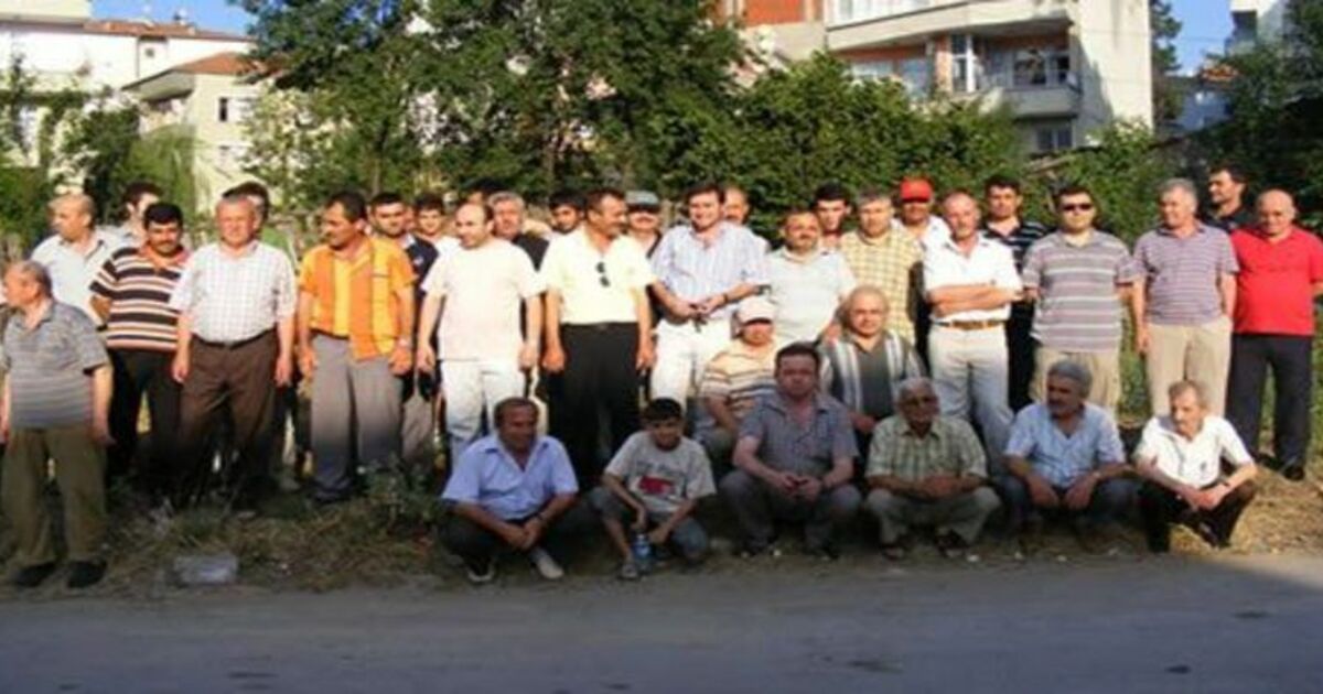 Baz İstasyonu Mahalleliyi Ayağa Kaldırdı