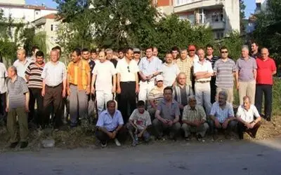 Baz İstasyonu Mahalleliyi Ayağa Kaldırdı