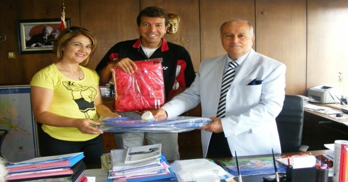 Veteran Badmintonculardan Kaymakam Boyacı'ya Ziyaret