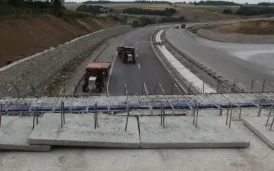 Üstgeçit Yapımı Yine Durdu