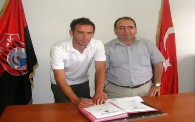 Tff 3. Lig Bafra Belediyespor'da 2 İmza Bafra Belediyespor, İç Transferde Mustafa Bulat, Dış Transferde İse Ankara Bugsaşspor'dan Orhan Tahiroğlu İle 1'er Yıllık Sözleşme İmzaladı