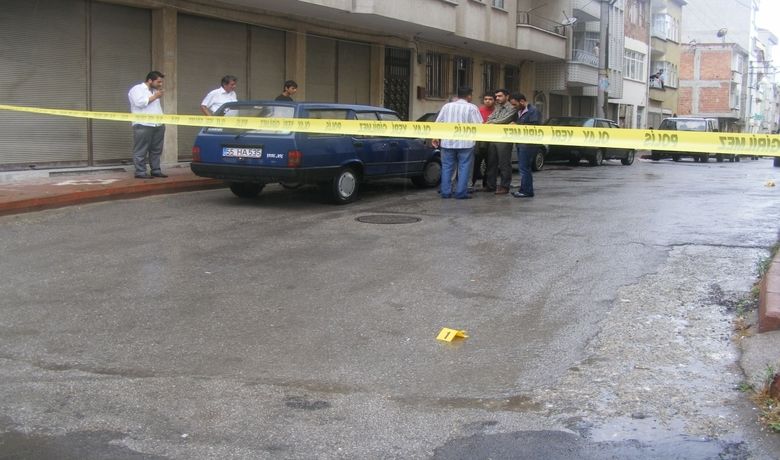 Bafra'da Silahlı Saldırı: 1 Yaralı - Samsun'un Bafra ilçesinde düzenlenen silahlı saldırıda 1 kişi yaralandı.