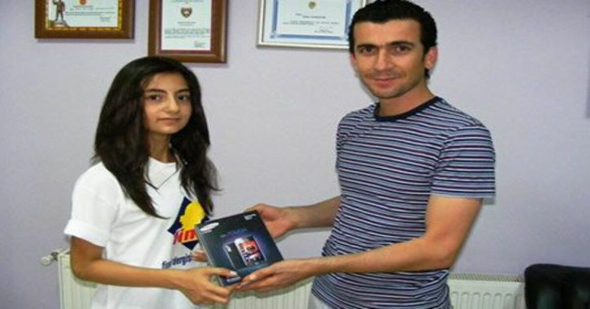 Final Dergisi Dershanesinden Başarıya Ödül