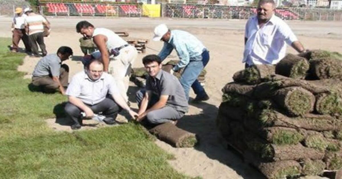 25 Yıl Aradan Sonra Stad Yeniden Çimleniyor