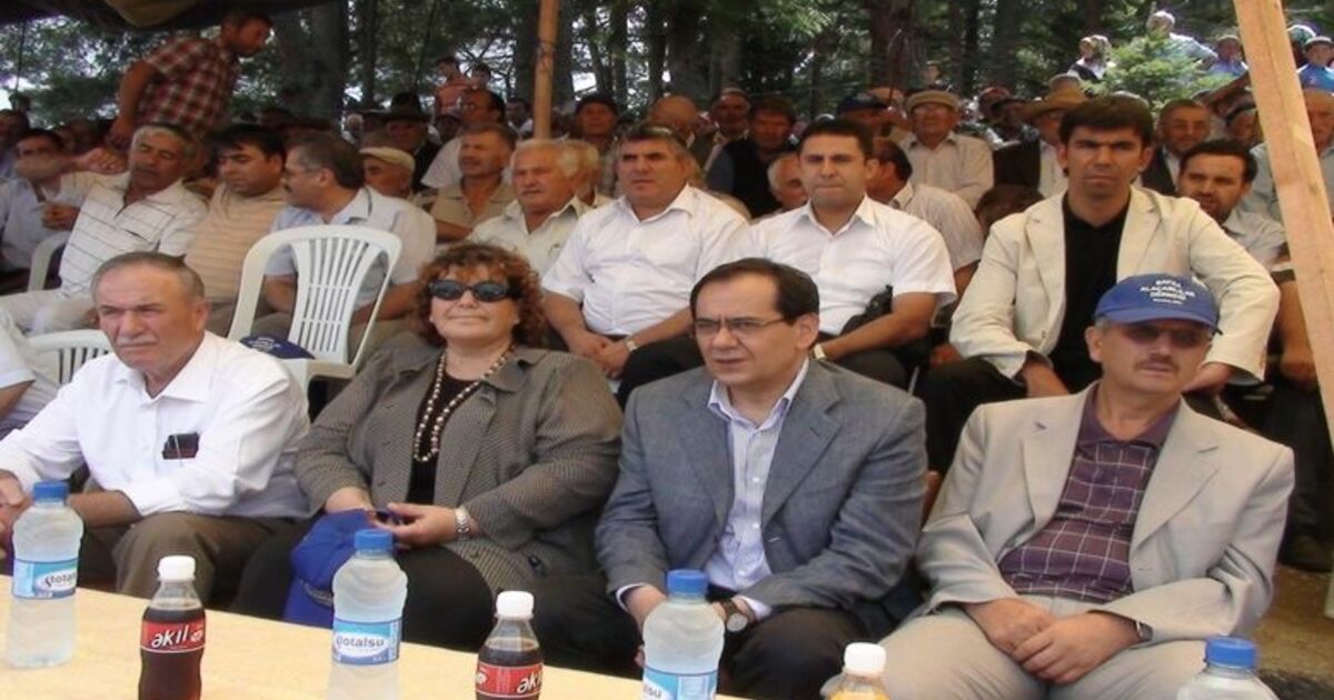 Alaçam’da Keşkek Şöleni Ve Yayla Güreşleri