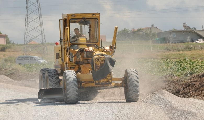 Bafra Cezaevi Yolu Asfaltlanıyor - Bafra Kaymakamı Ayhan Boyacı, yapılan asfaltlama çalışması sonrasında cezaevinin il ve ilçeyle olan bağlantısının kolaylaşacağını söyledi.