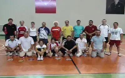 Badminton Federasyonu Milli Antrenörlerini Bafra'da Eğitiyor