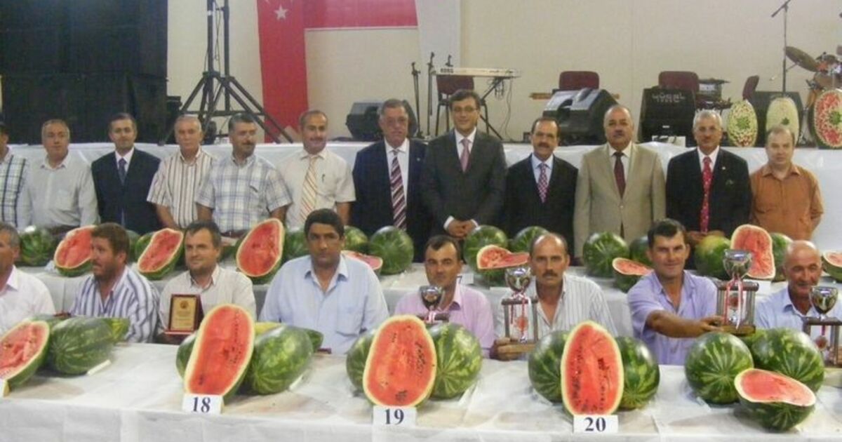 Bafra'da Kavun Ve Karpuzlar Yarıştı Bafra Belediyesi Tarafından Genelsel 13. Kavun-karpuz Yarışması Düzenlendi