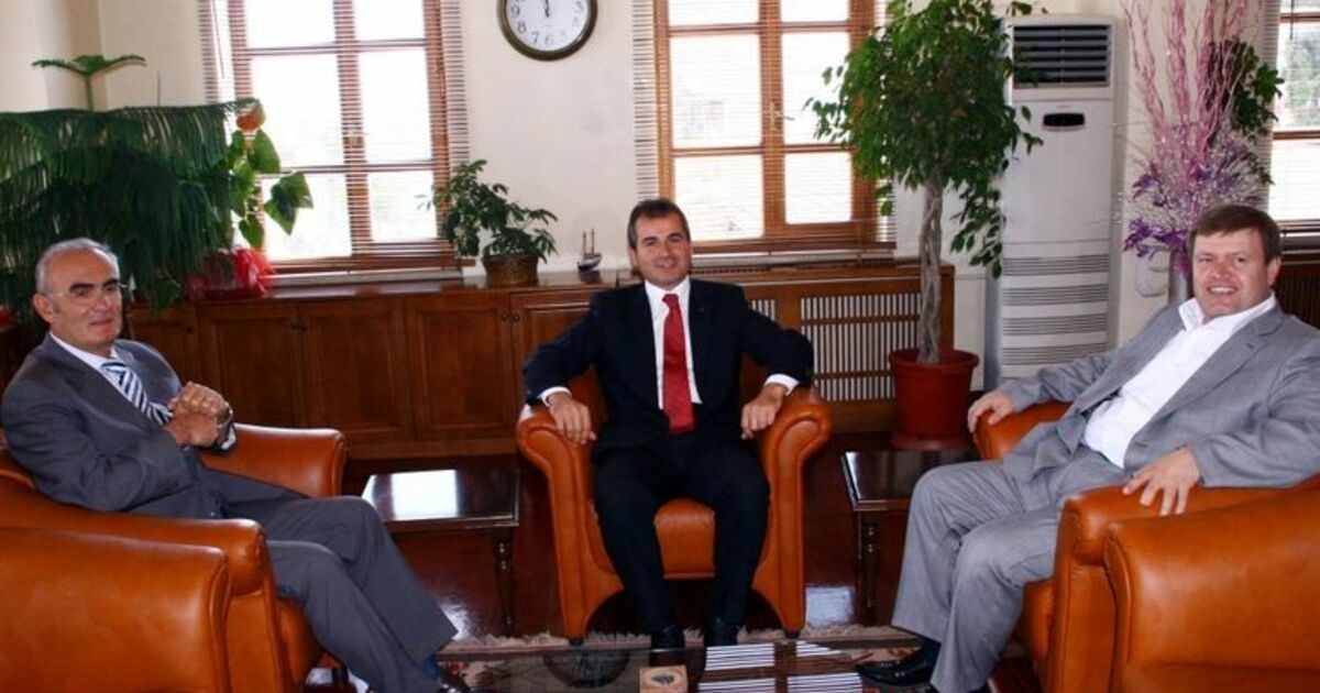 Kılıç'tan Yılmaz'a Ziyaret Ak Parti Grup Başkan Vekili Suat Kılıç: "Bundan Sonraki Zaman İçerisinde Samsun'u Kuzeyin Yıldızı Ve Kuzeyin İstanbul'u Yapacak İyileşmelere Ve İşbirliklerine Yürüyeceğimiz Yıllar Olacaktır"