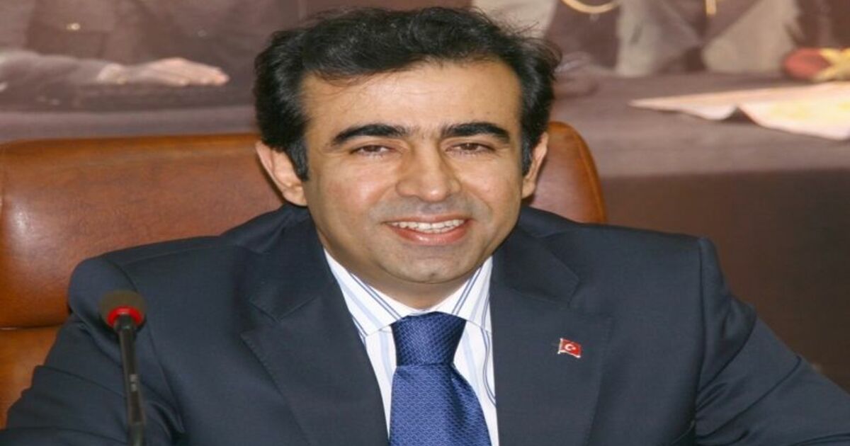 Samsun’un Taşınmaz Kültür Varlıkları Envanteri Samsun Valisi Hasan Basri Güzeloğlu: "Amacımız, Yaşadığımız Kentin Tarihi Dokusunu Yaşatmak Ve Gelecek Nesillere Aktarılmasını Sağlamak"