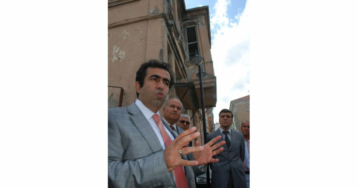 Bafra'da 2 Tarihi Binaya 750 Bin Tl'lik Kaynak Aktarıldı Samsun Valisi Hasan Basri Güzeloğlu: "2 Tarihi Binaya Yaklaşık 750 Bin Tl'lik Kaynak Aktarıldı"