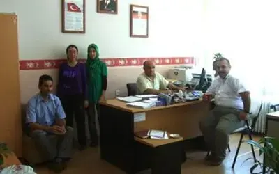 Kendi Elleri İle Öğrencilerini Kayıt Ettirdiler