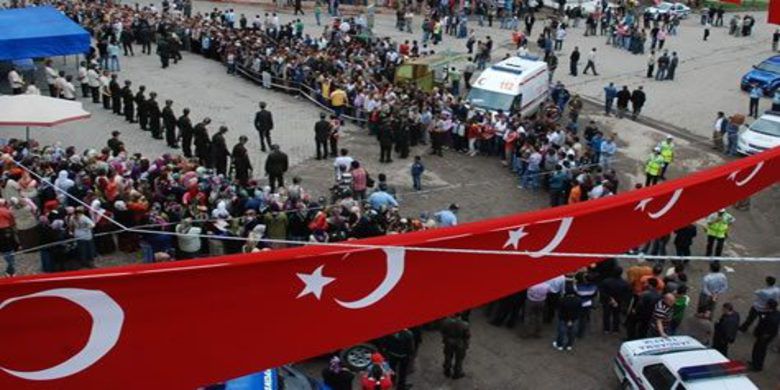 Samsun`un Can Yakan Birinciliği - Terör örgütü PKK`nın eyleme geçtiği 1984`ten bu yana, terörle mücadele operasyonlarında şehit düşen Karadenizli güvenlik görevlisi sayısı 898 oldu