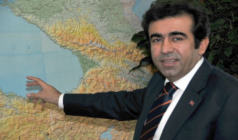 Vali Samsun'u Anlattı Samsun Valisi Hasan Basri Güzeloğlu: "Samsun, Türk MilletininTarih Sahnesinde Sonsuza Kadar Var Olacak, Yeniden Dirilişin Adı Ve Simgesidir" - Samsun Valisi Hasan Basri Güzeloğlu, "Samsun, Türk milletinin tarih sahnesinde sonsuza kadar var olacak, yeniden dirilişin adı ve simgesidir" dedi.