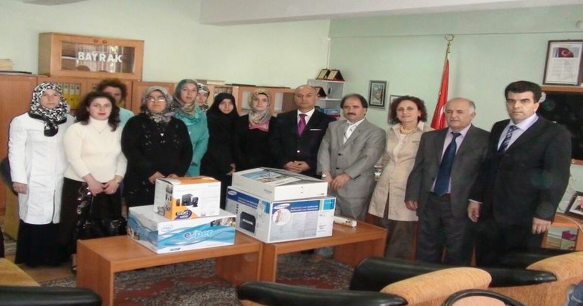 Sınıf Annelerinden Eğitime Yüzde 100 Destek Kampanyası