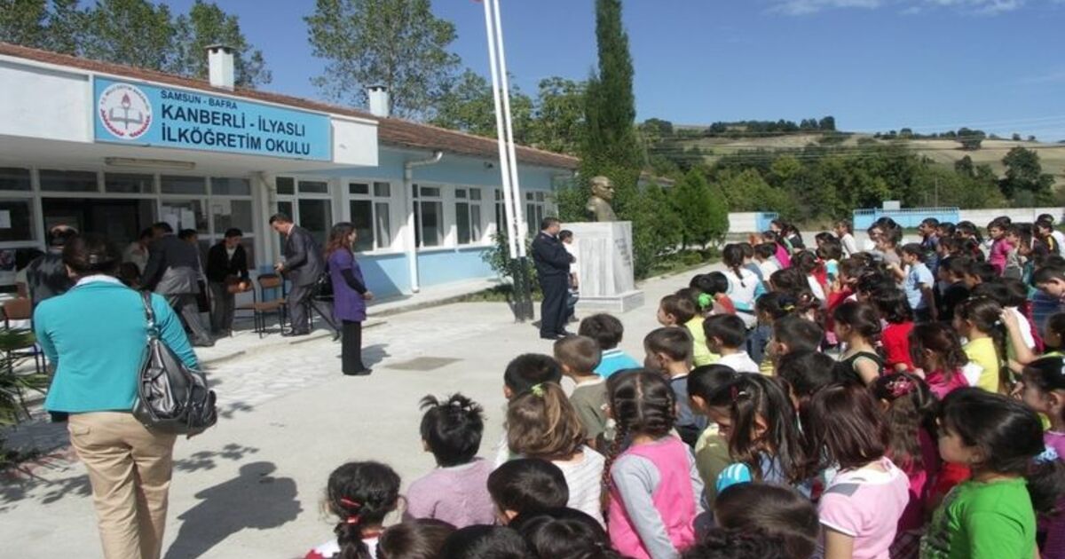 İlköğretim Öğrencilerine Polislik Dersi