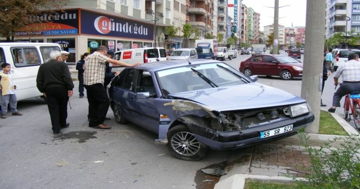 Bafra'da Zincirleme Trafik Kazası: 1 Yaralı