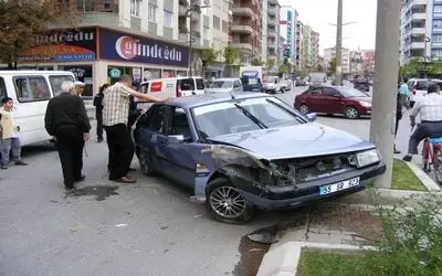 Bafra'da Zincirleme Trafik Kazası: 1 Yaralı