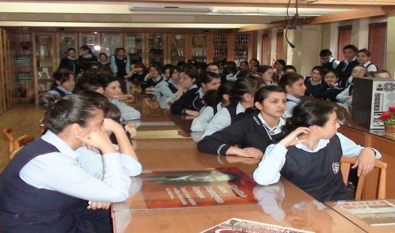 Kız Öğrencilere Meme Kanseri Semineri - Samsun'un Bafra ilçesi Kızılırmak Lisesi kız öğrencilerine meme kanseri semineri verildi.