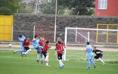 Tff U 18 Ligi Bafra Belediyespor: 3 - Trabzonspor: A.ş.: 2