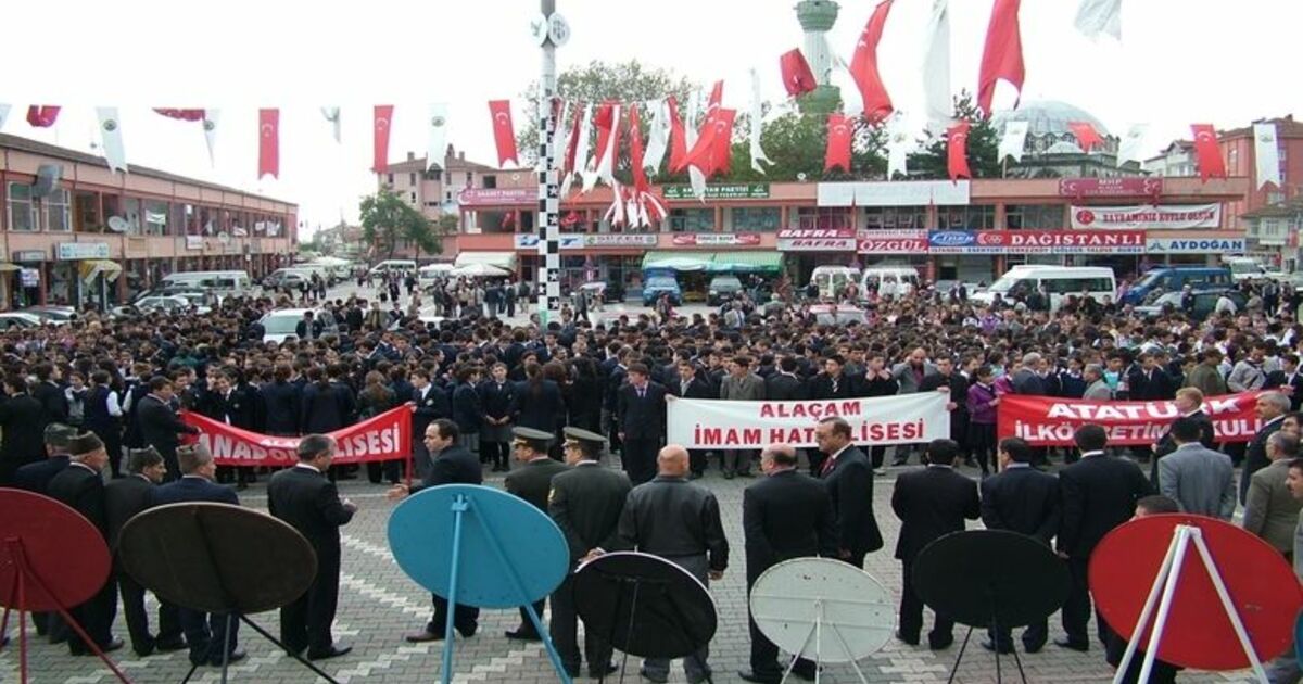 Alaçam'da Cumhuriyet Bayramı Kutlamaları