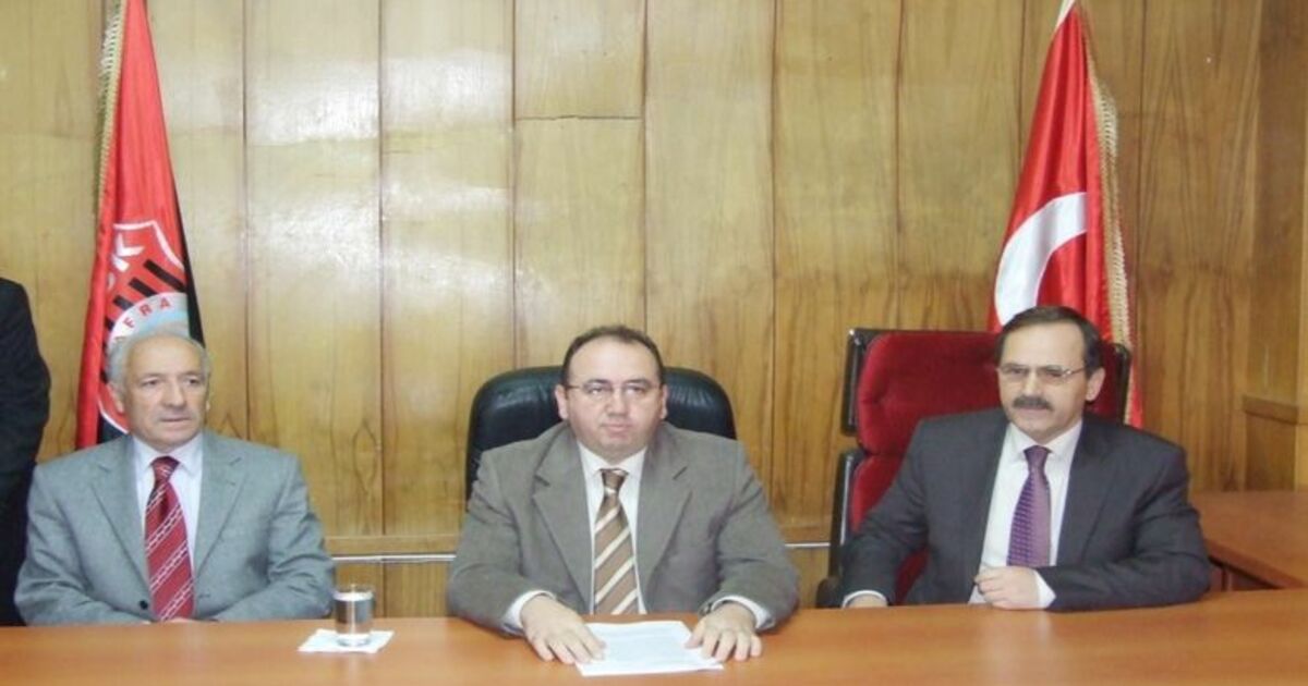 Tff 3. Lig Bafra Belediyespor'da 3 Futbolcu Profesyonel Oldu