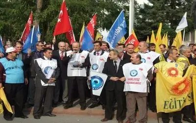 Bafra’daki Sendika Üyeleri Greve Katıldı