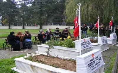 Bafra Protokolü Şehitliği Ziyaret Etti
