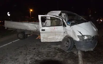 Buğday Yüklü Tır Dehşet Saçtı: 3 Yaralı