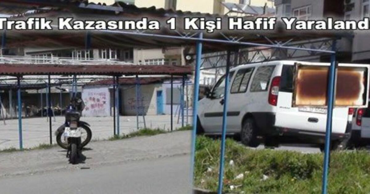 Bafra`da Motosiklet Otomobile Çarptı