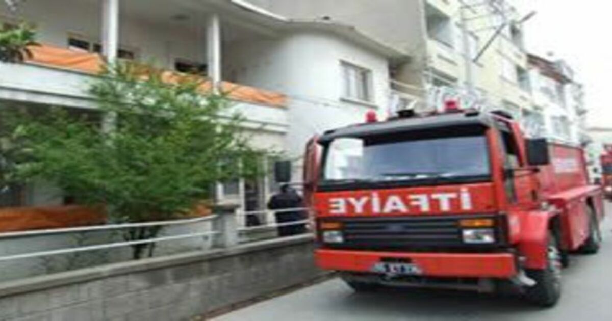 Elektrik Kontağından Çıkan Yangın Korkuttu
