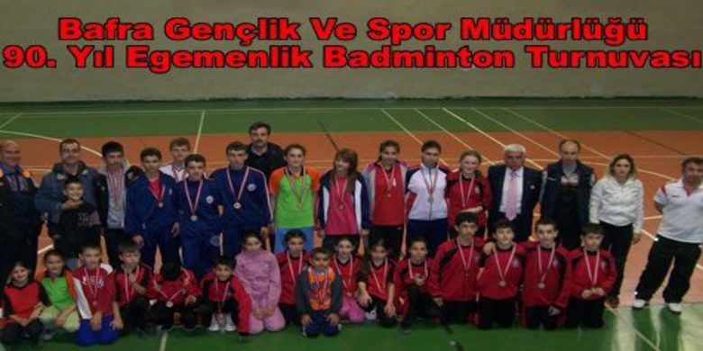 90. Yıl Egemenlik Badminton Turnuvası - 7 Nisan 2010 Çarşamba günü sabah 09.00 da Bafra Spor Salonunda başlayan 90. Yıl Egemenlik Badminton Turnuvası kız ve erkek olmak genç, yıldız, küçük  kategorilerinde yapıldı.