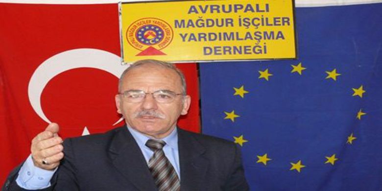 Almanya`da Doğum Yapan Türk Annelere Müjde - Özcan, `Bir dönemler Almanya`da yaşayıp, çocuk sahibi olan ve Türkiye`ye dönüş yapan yaklaşık 160 bin annenin, çocuk yetiştirme sürelerinden kaynaklanan emekli aylığı hakkı için müracaat etmediği ortaya çıktı` dedi.