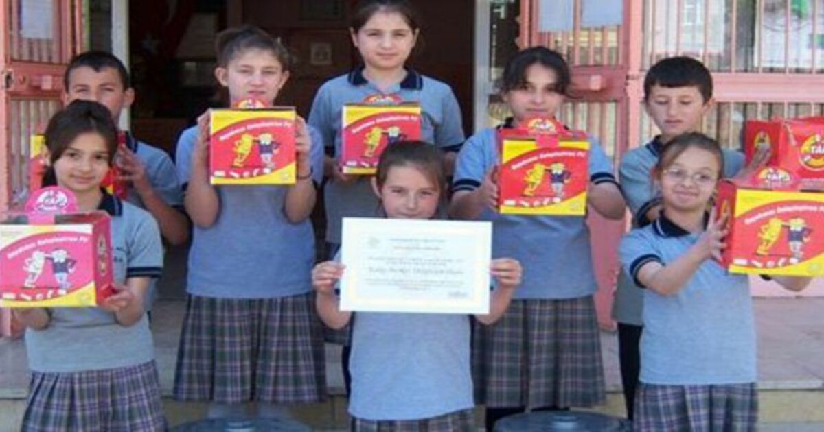 Kolay Merkez İlköğretim`den Atık Pil Projesi