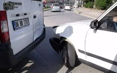 Bafra`da Maddi Hasarlı Kaza