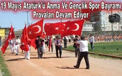 Gençlik Bayramı Provaları Devam Ediyor