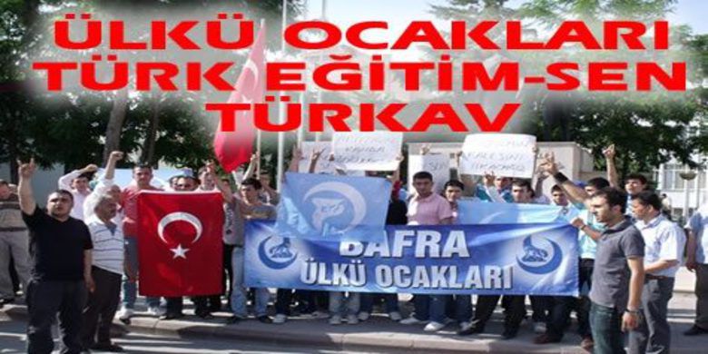 Bafra`da İsrail`e Protestolar Devam Ediyor - Bafra Ülkü Ocakları, Bafra Türk Eğitim-Sen, Bafra Türkav yönetimi ortak basın açıklaması düzenledi ve İsrail`i protesto etti.
