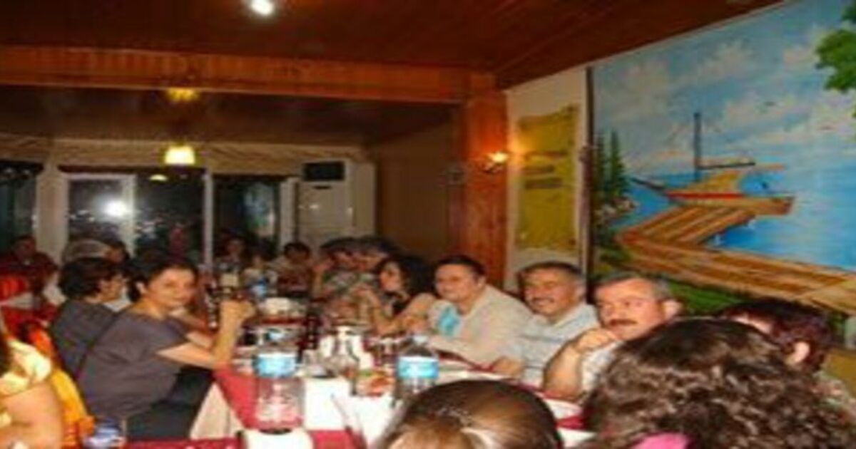 Eğitim-sen`den Tayini Çıkan Öğrtemenlere Yemek