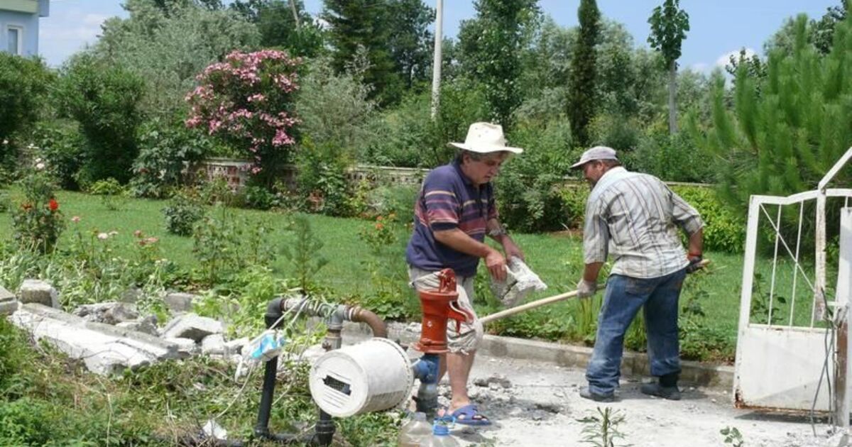 BELEDİYE YIKIM KARARI ALDI, VATANDAŞ HAMİT UYGULADI