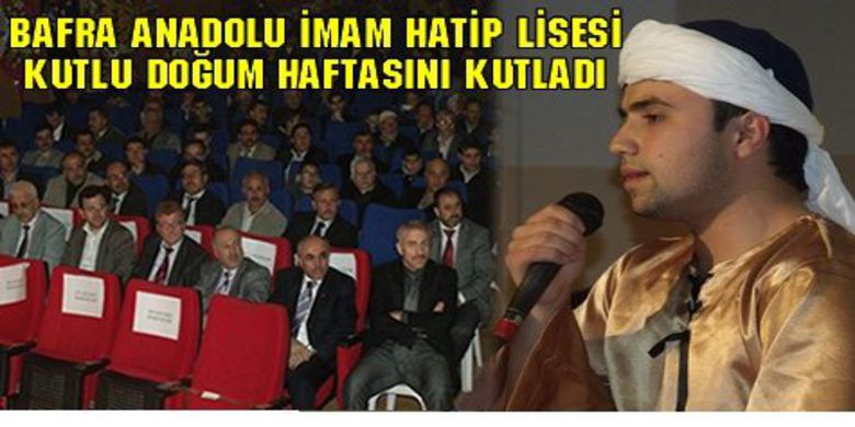 "Onlar Böyleydi" Büyük İlgi Gördü - Bafra Anadolu İmam Hatip Lisesi Kutlu Doğum Haftası münasebetiyle `Onlar Böyleydi` adlı tiyatro oyunu ile birlikte dolu dolu bir program hazırladı.