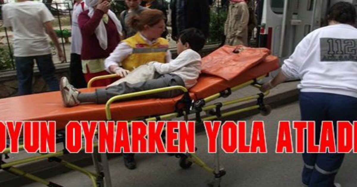 Otomobilin Çarpması Sonucu Ayağı Kırıldı