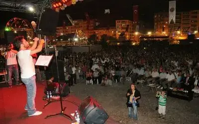 Yusuf Güney Konseri Coşkulu Geçti