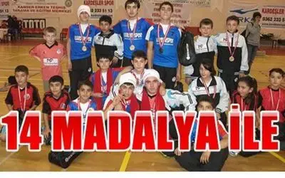 Bafra Badminton Takımı Samsun Şampiyonu Oldu