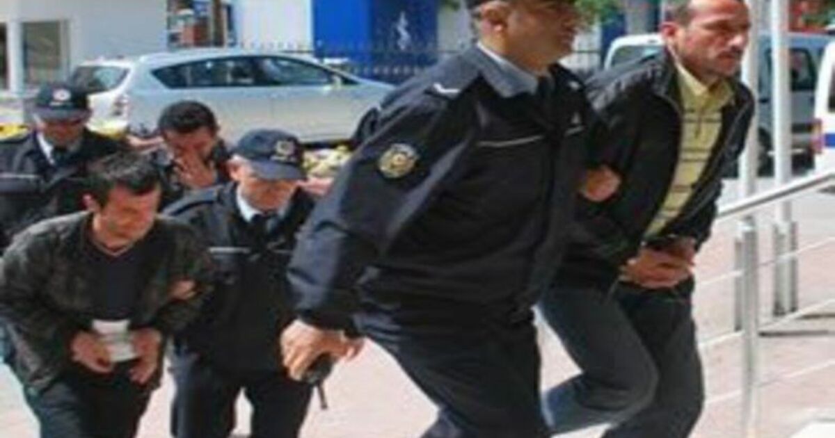 Öğretmene Darp Zanlıları Adliyede