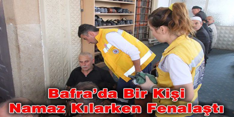 Bafra`da Bir Kişi Namaz Kılarken Fenalaştı - Samsun`un Bafra ilçesinde yakın aile dostu olan eski Hacınabi Mahallesi Muhtarı Selahattin Ekmekçi`nin cenazesinde son görevini yapmak için gelen 58 yaşındaki Hüseyin Düzbal Büyük camide ikindi namazını kılarken rahatsızlandı.