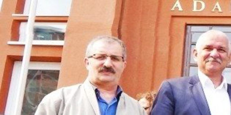 Giresun'da Bazı Parti VeSendika Temsilcilerine Gezi Davası - Geçen yıl haziran ayında yaşanan Gezi olaylarında Giresun'da sokağa çıkanları örgütledikleri ve 2911 sayılı yasaya aykırı davrandıkları iddiasıyla haklarında dava açılan bazı siyasi parti ve sendika temsilcileri hakim karşısına çıktı
