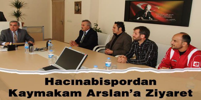 Hacınabispordan Kaymakam Arslan`a Ziyaret - Samsun Süper Amatör Kümede mücadele eden Bafra Hacınabispor Kulübü Bafra Kaymakamı Halis Arslan`ı ziyaret etti.