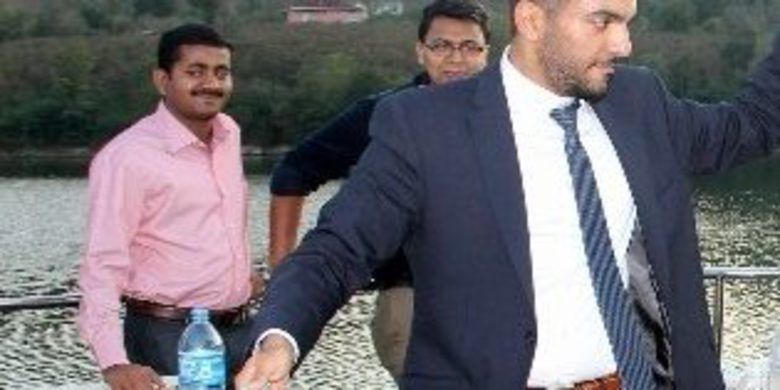 Araplar Halay Çekti - Türk Hava Yolları(THY) ve Samsun Büyükşehir Belediyesi tarafından Samsun'u tanıtmak amacıyla düzenlenen organizasyon çerçevesinde kente gelen Körfez ülkeleri heyeti, Ayvacık ilçesine hayran kaldı