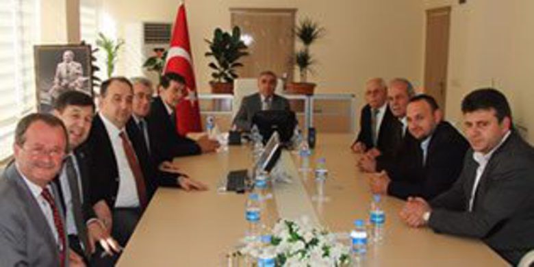 Balkan Türklerinden Kaymakam Arslan'a Ziyaret - Balkan Türkleri Bafra Kaymakamı Halis Arslan`la bir araya geldi